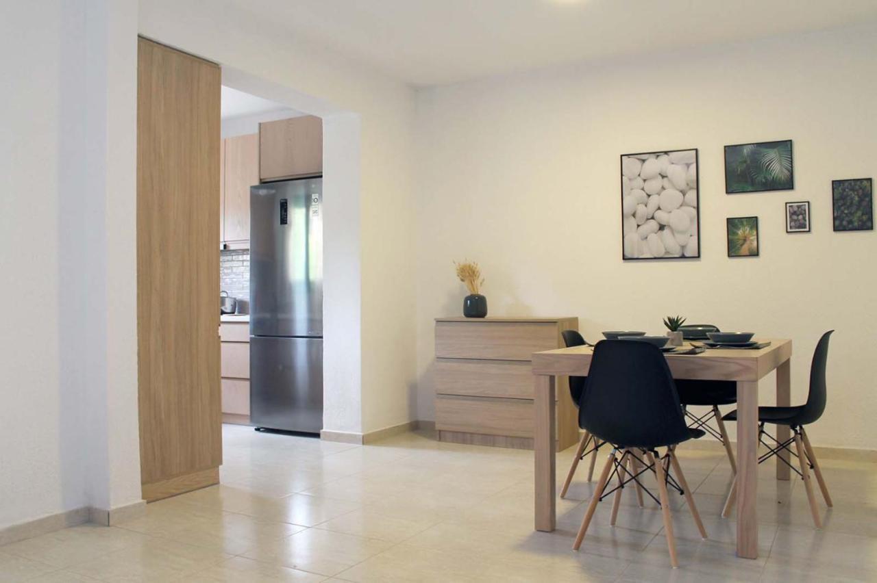 4 Bedroom Villa With Pool And Garden Неа-Фокеа Экстерьер фото